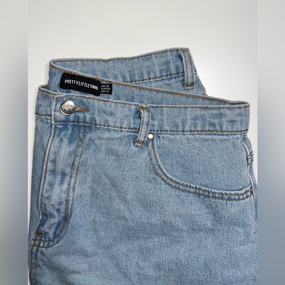 Pretty Little Things Jean Shorts